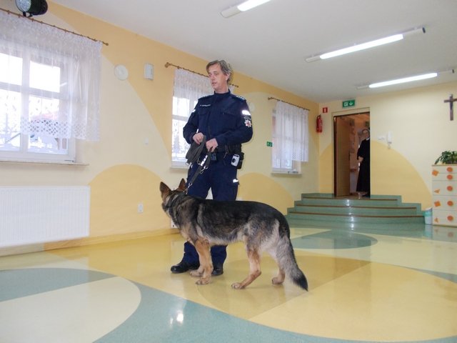 Spotkanie z psem policyjnym